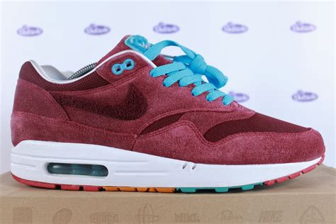 Outsole • Market leader in Nike Air Max 1s & sneaker 